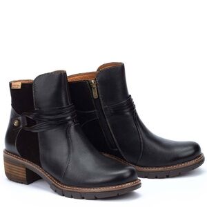 PIKOLINOS San Sebastián Women’s Lace Detail Ankle Boots